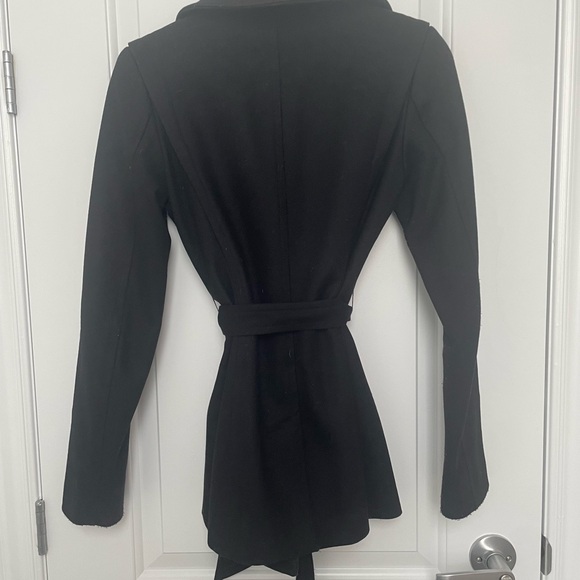 Aritzia Babaton Short Connor Coat - Picture 4 of 5
